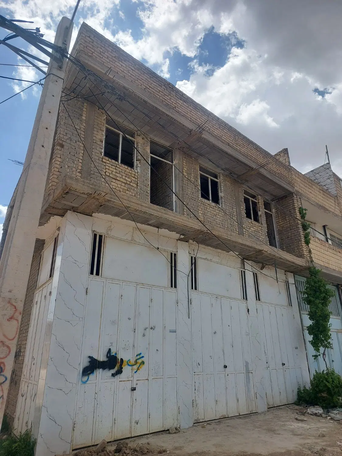 مغازه گردخون سر دونبش
