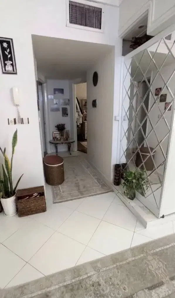 همخونه می‌خوام