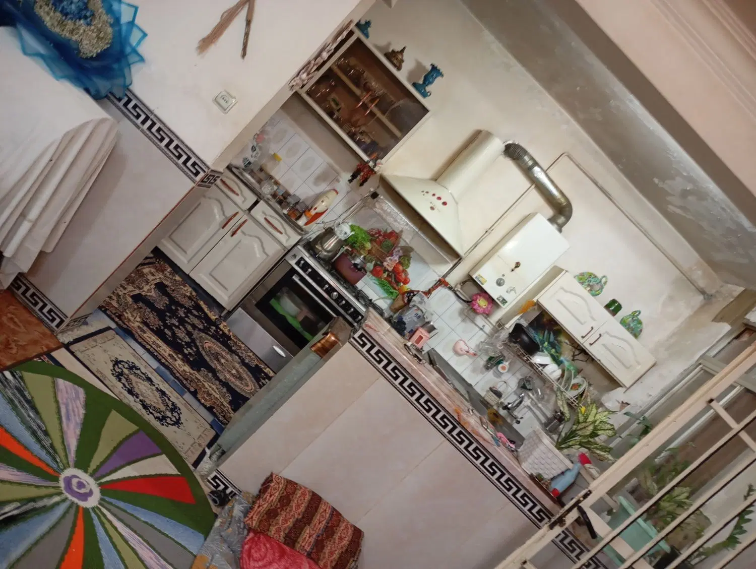 خانه ویلایی دارای دو حیاط، یک خوابه