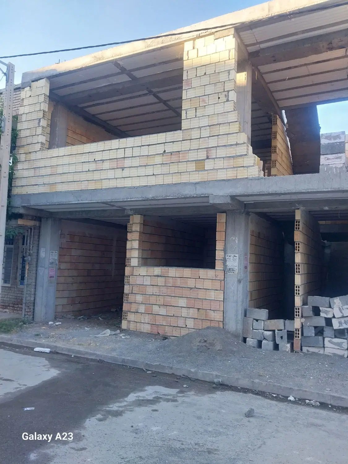 دوطبقه دیوار چینی شده