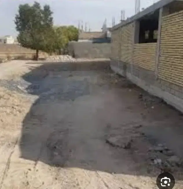 زمین فروشی
