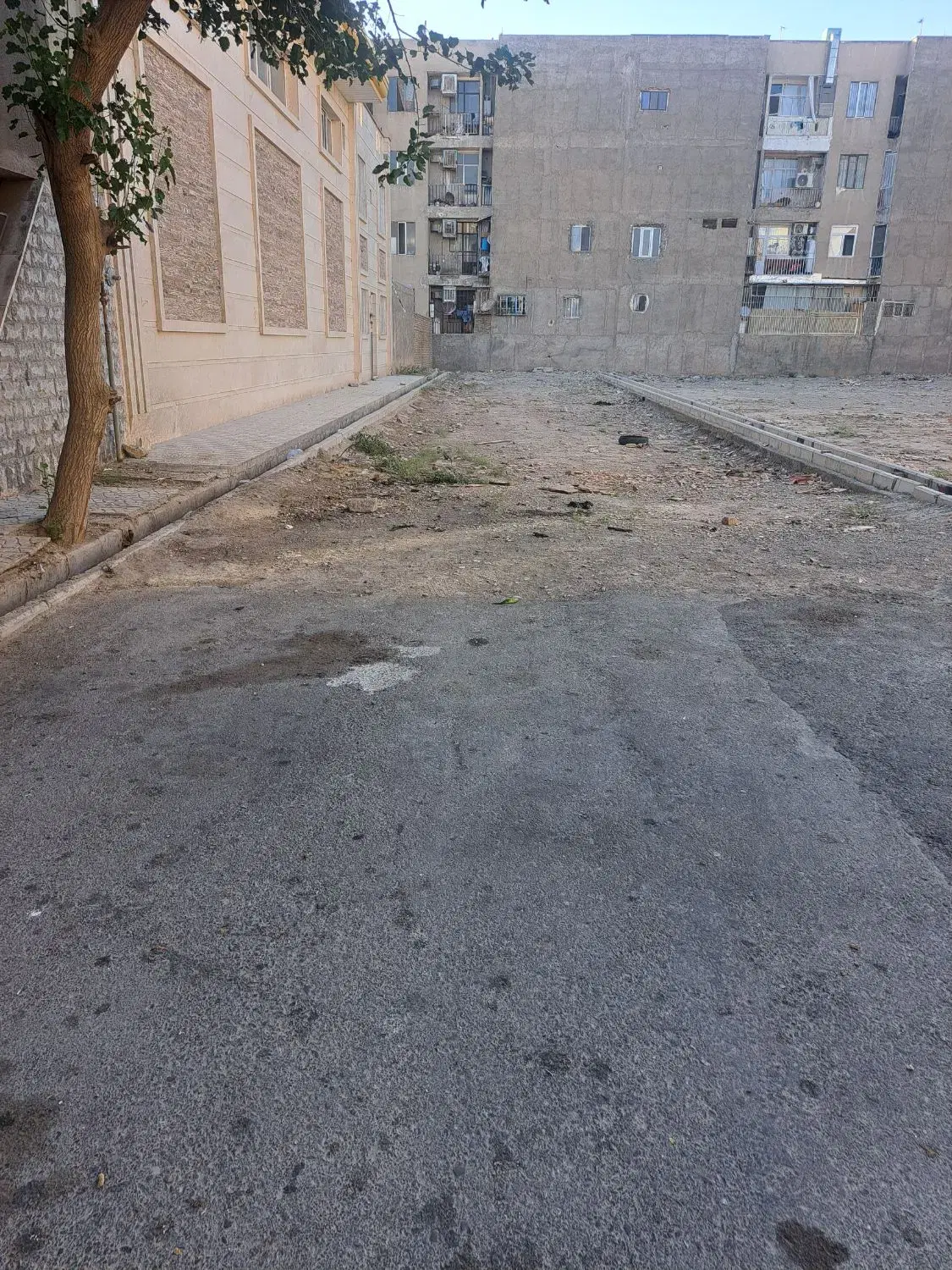 زمین 160 متری