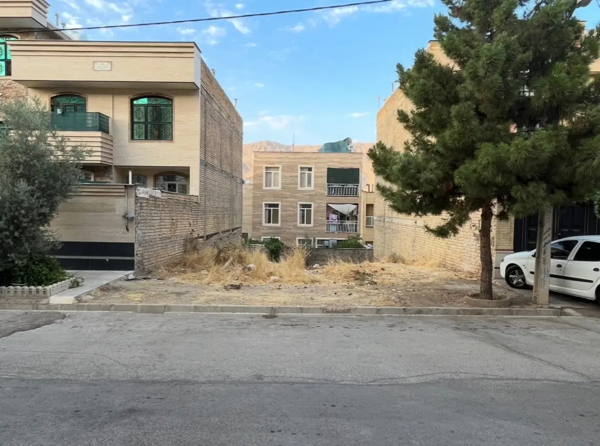 زمین مسکونی زیبا شهر