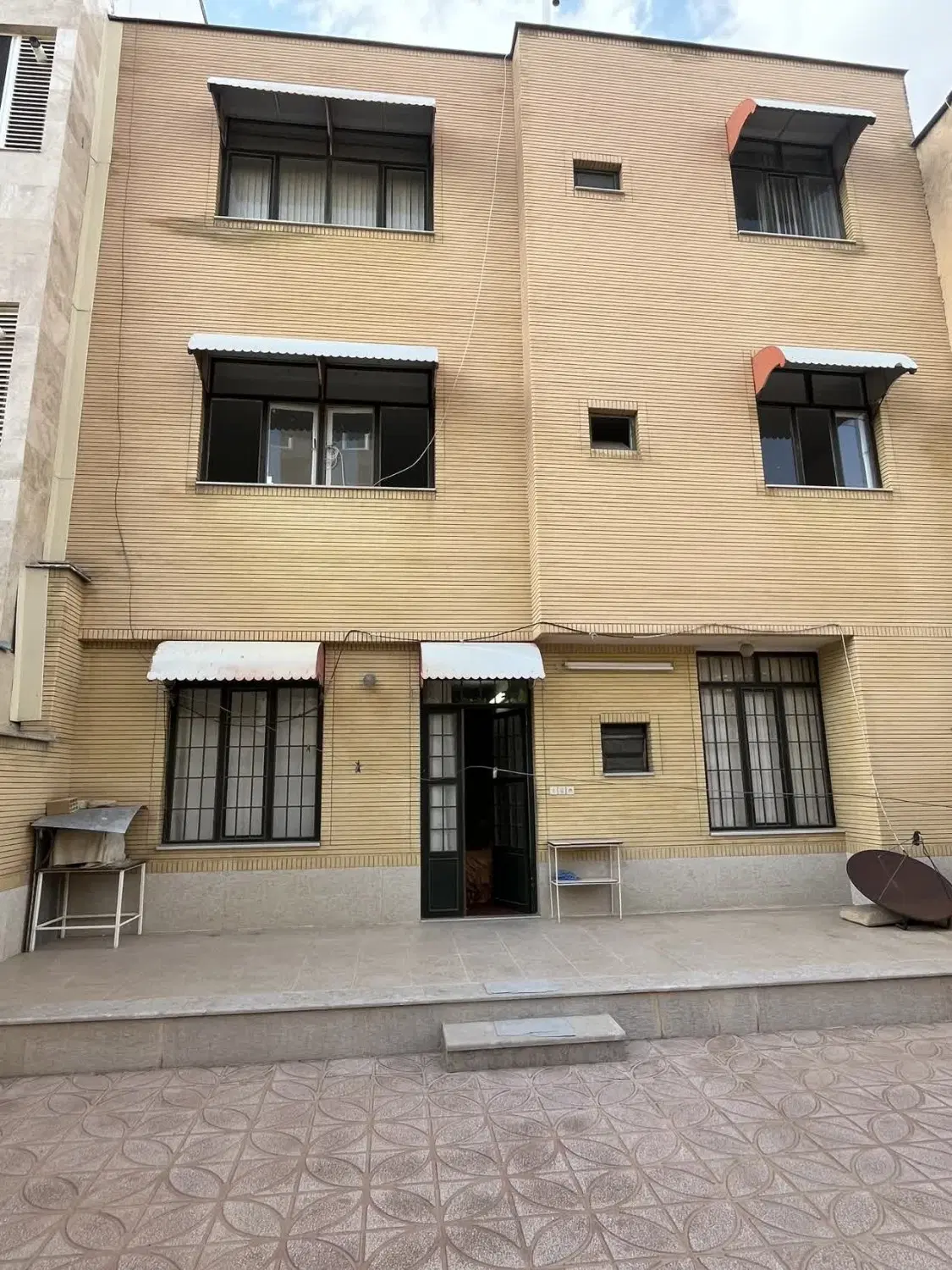 فروش آپارتمان به صورت یکجا