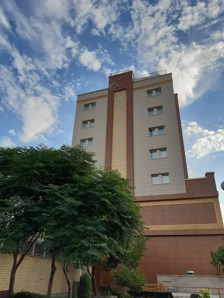 اسکان مشهد تشییع رهبر شهید