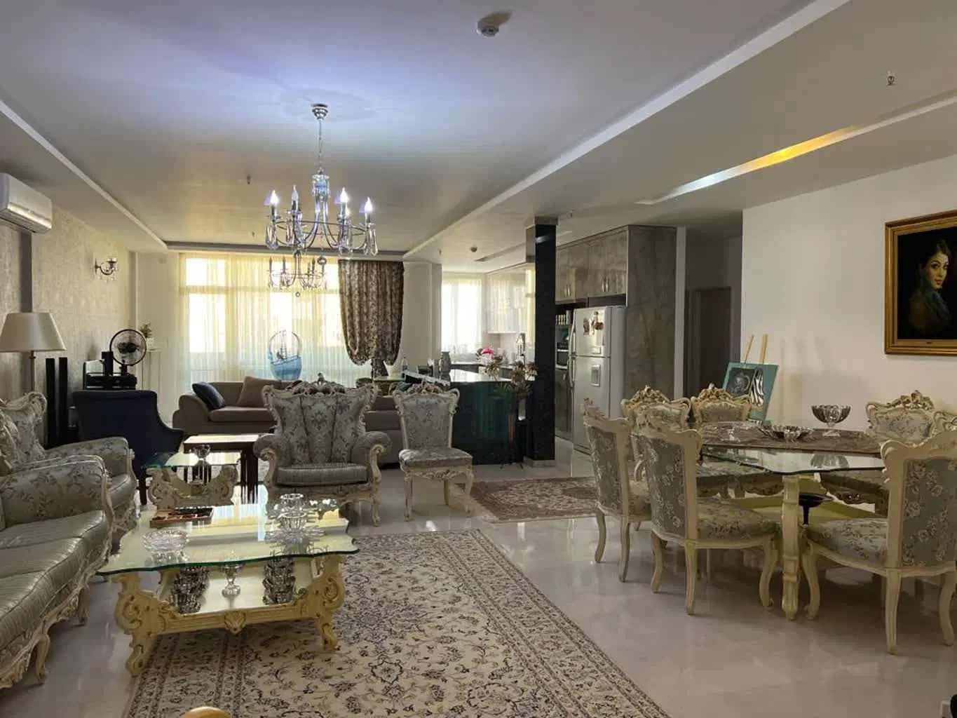اپارتمان دو خواب130 متری حاشیه بلوارالهیه