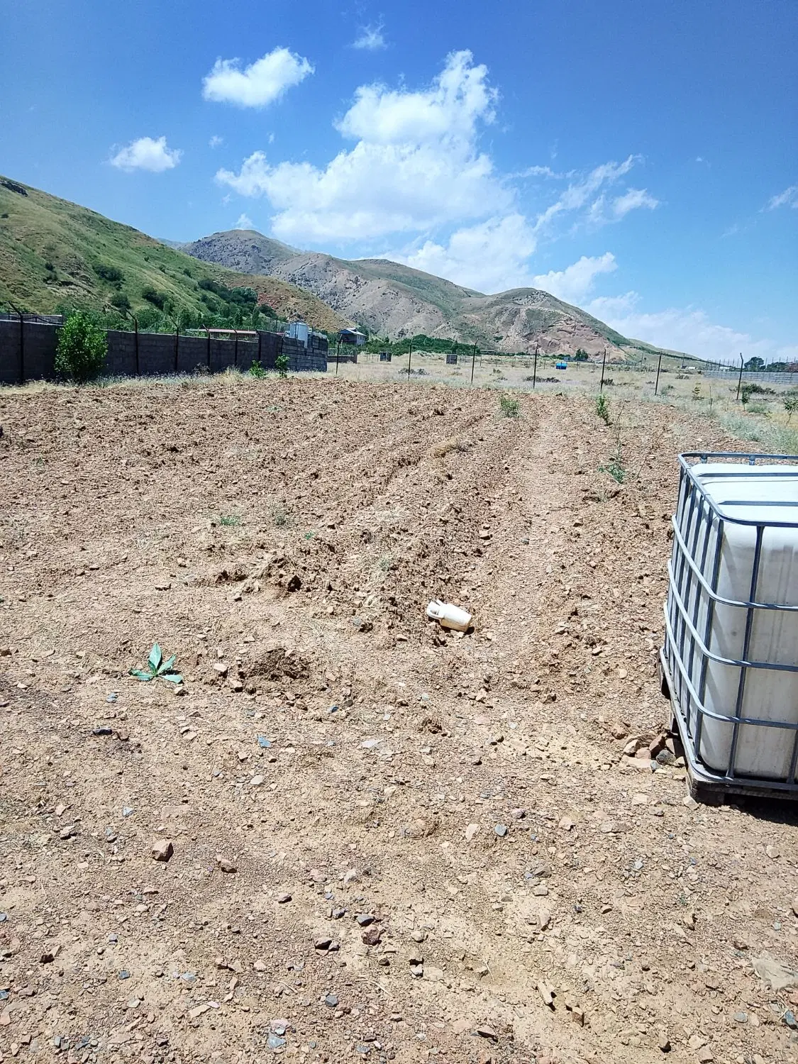 زمین ویلایی ۴۰۰متری حصار قابل معاوضه در سیوان