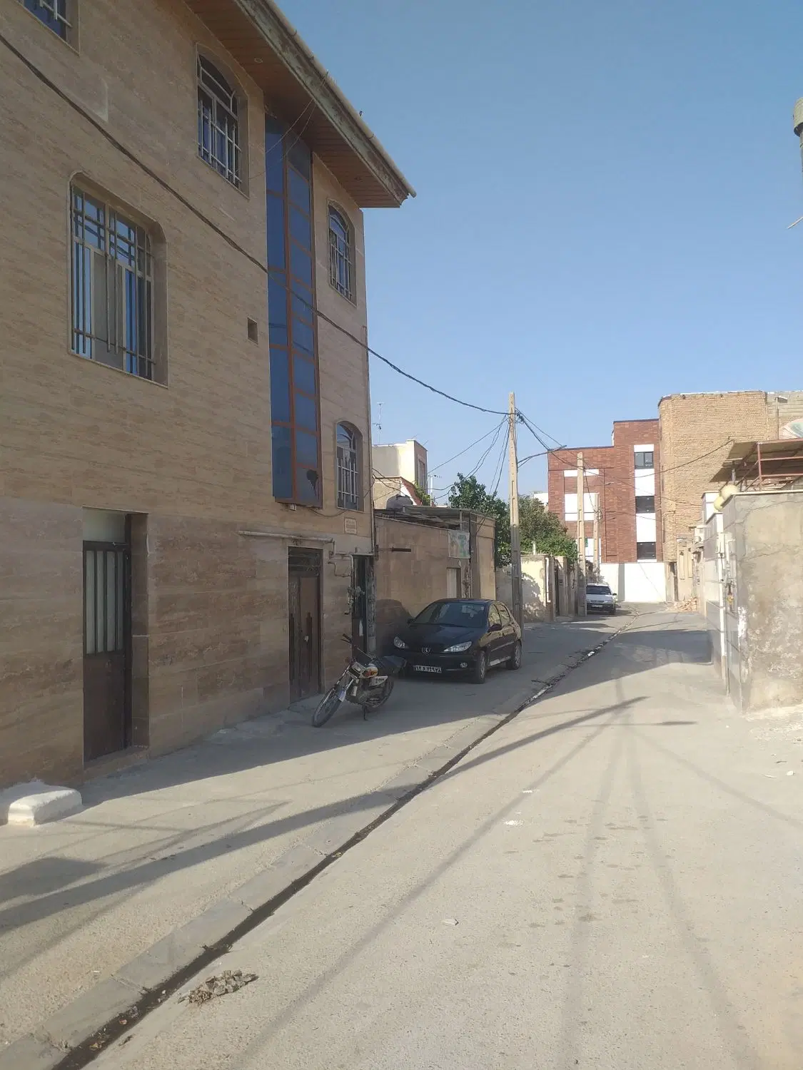 خانه فروشی در وحیدیه چاهاراه عباسی