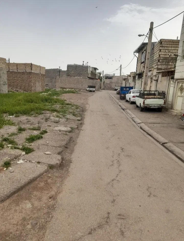 زمین اکبراباد