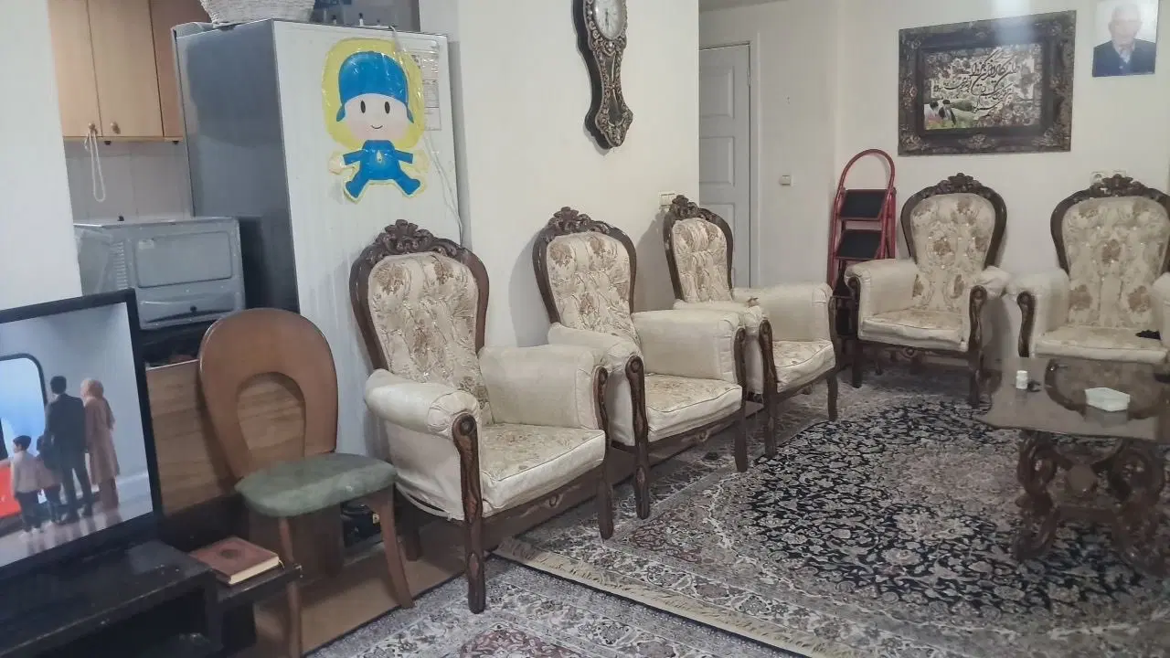 ۲ خوابه کوزو ۵ بلوک ۶ تخلیه به روز تمیز و مناسب