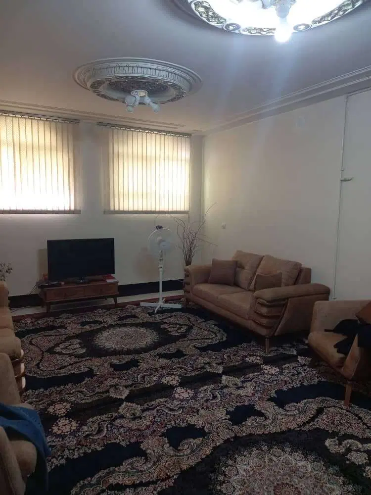 فروش یک واحد آپارتمان طبقه اول عطار