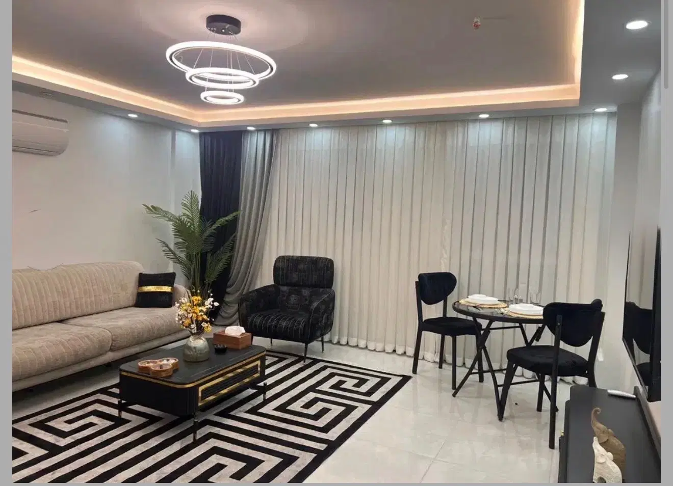 پنت هوس vip طبقه ۲۱ برج لاکچری ساعتی روزانه