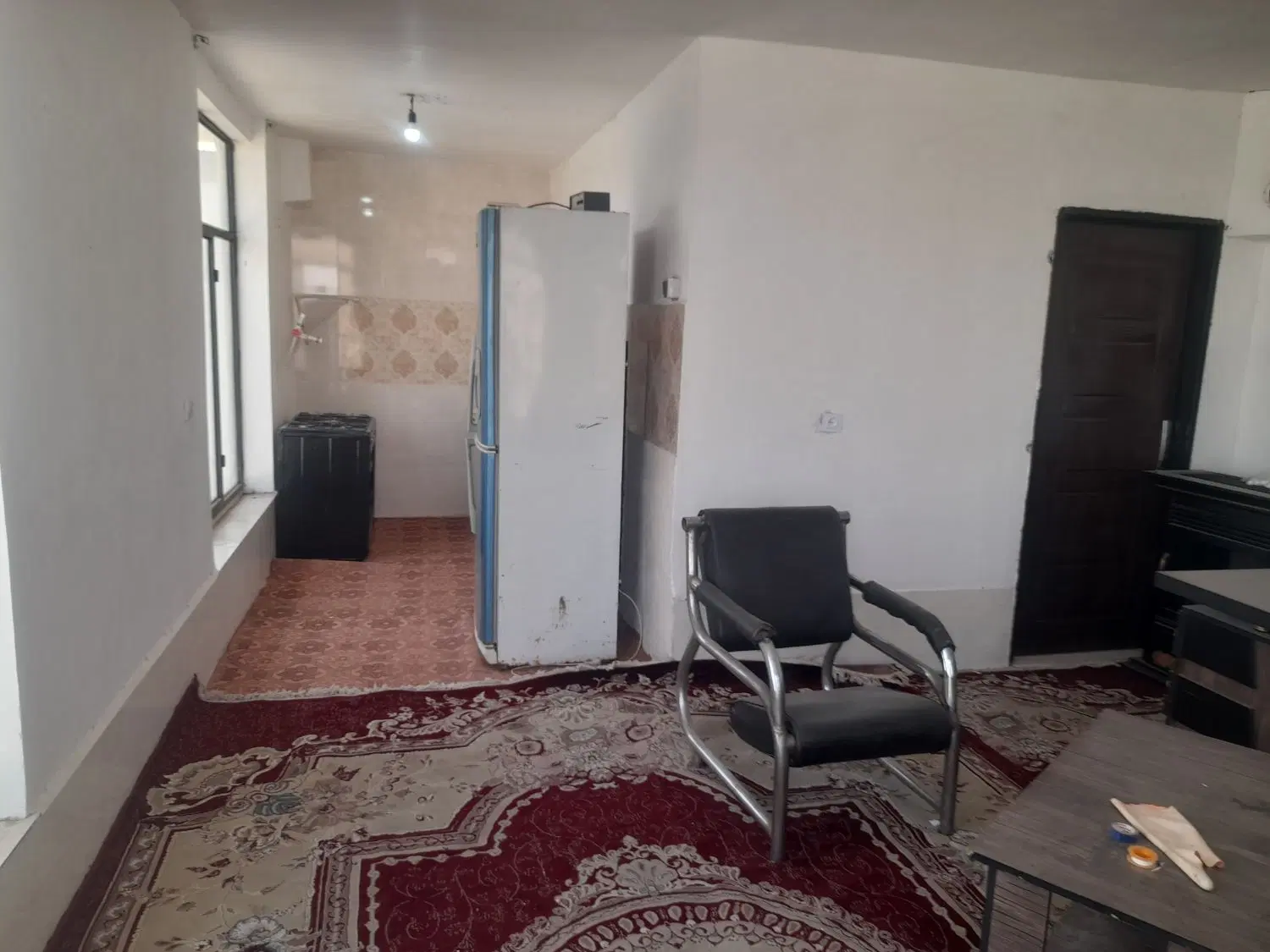 سوله صنعتی به متراژ ۵۵۰ متر آماده