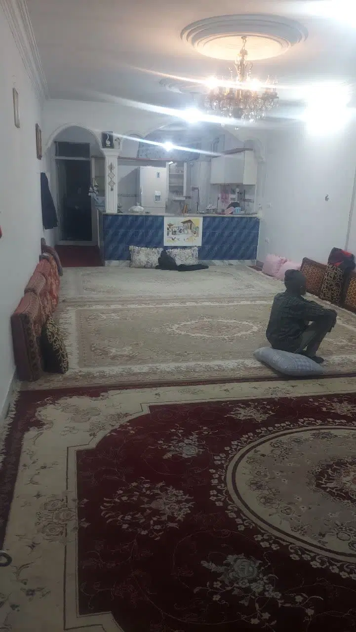 سلام پنجتن 78 دربست ماشین رو 125 متری
