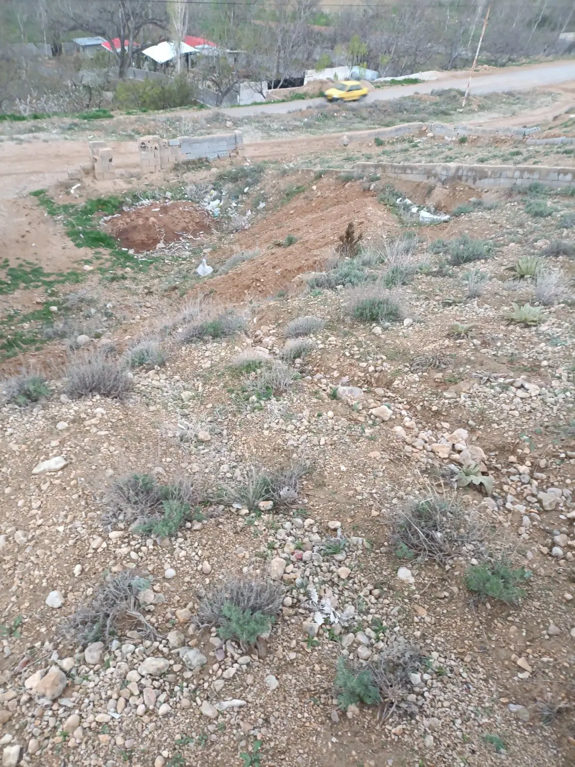 فروش زمین درحاشیه جاده اصلی حمزانلو
