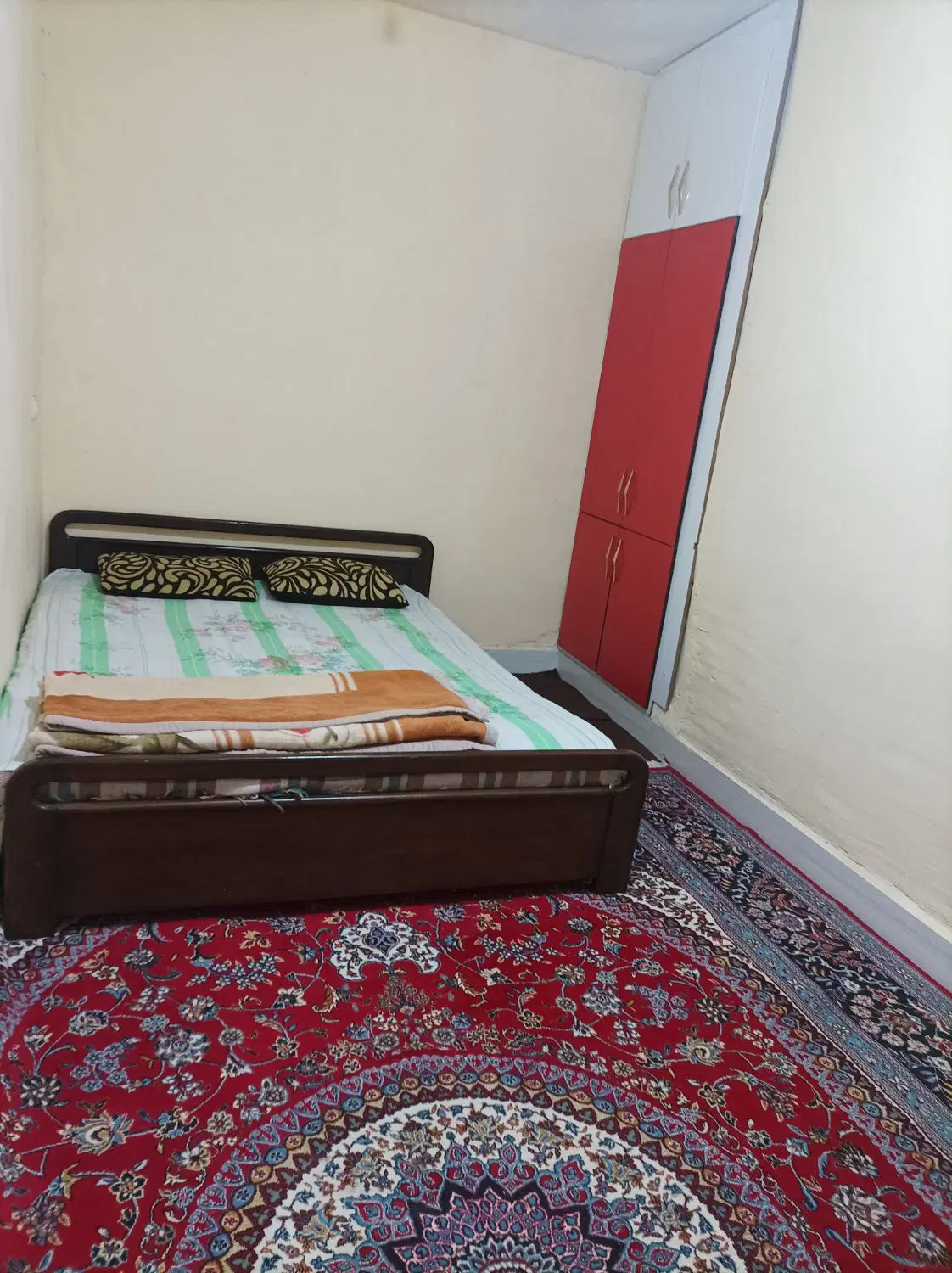 اجاره ی سالانه ی واحد تک خوابه
