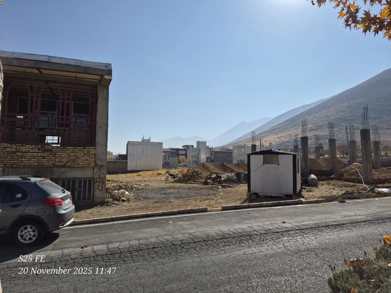 زمین بر بلوار
