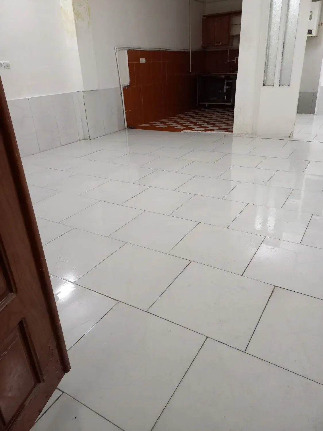 آپارتمان همکف ۶۵ متری اسکلت