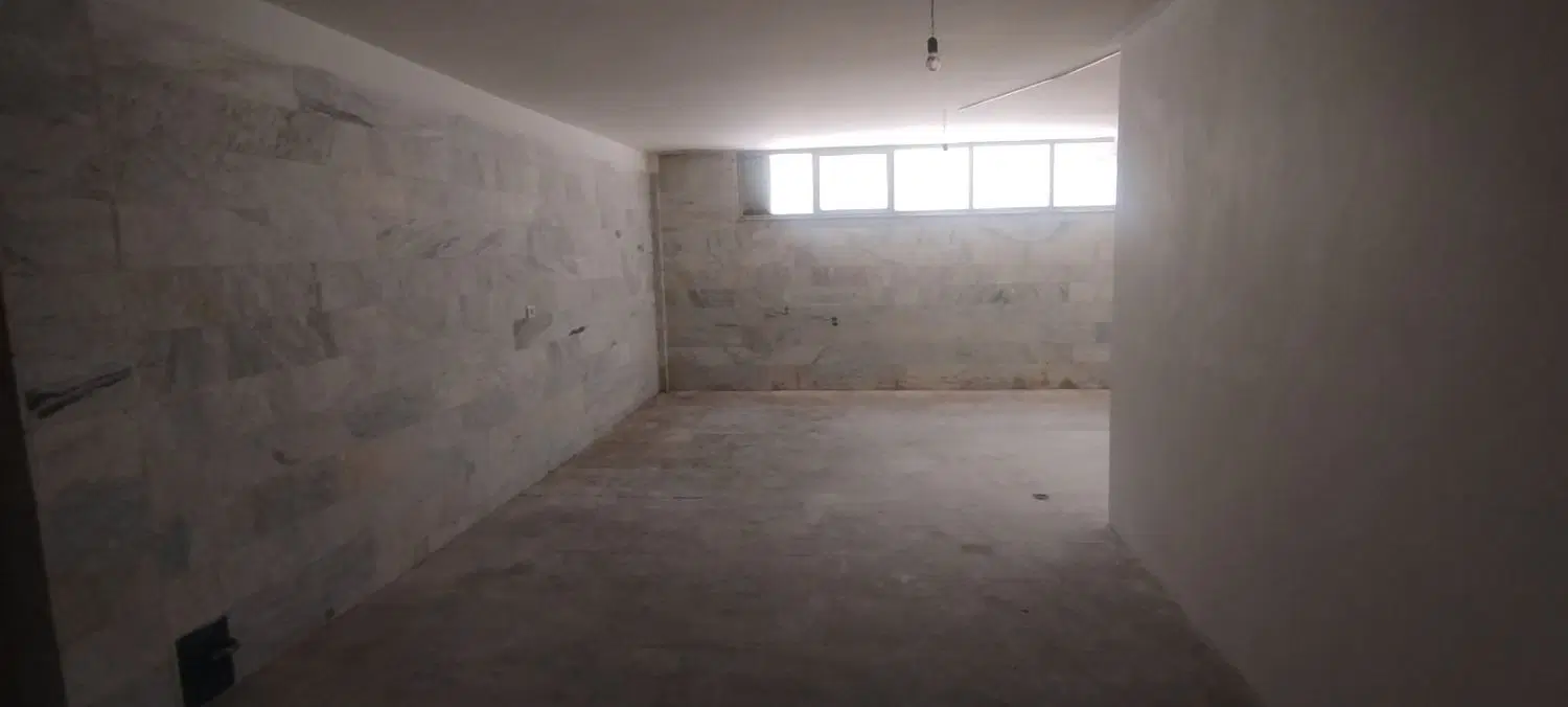 انبار ۶۰ متری در نارمک