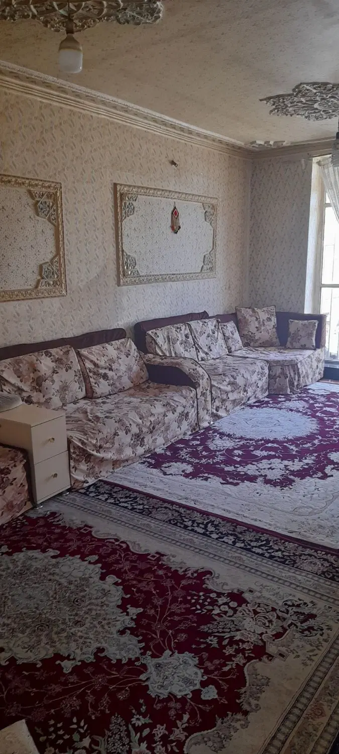 فروش منزل ویلایی یک طبقه ۲۲۸ متری شهرک کشن (گلشن)