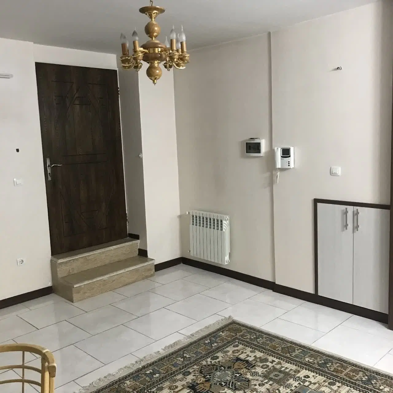 سوئیت 35 متری واقع در خیابان کشاورزی