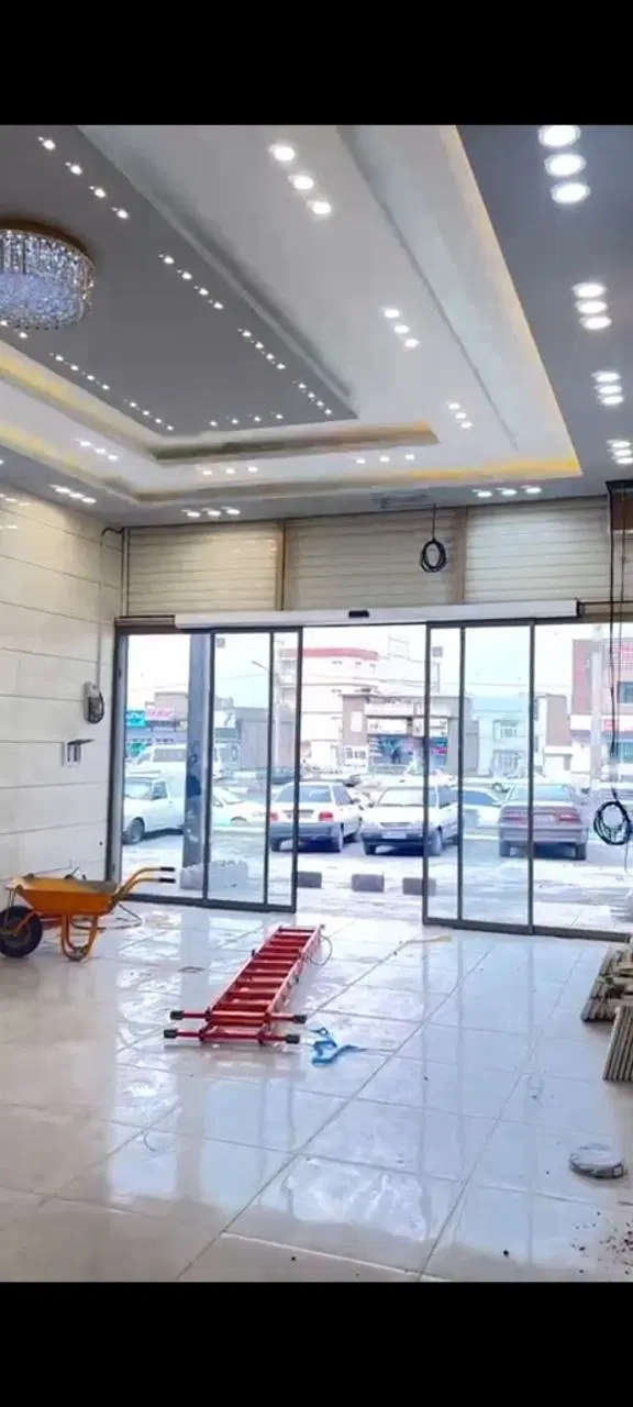 مغازه تجاری ۸۰ متری بر بلوار اصلی بهاران