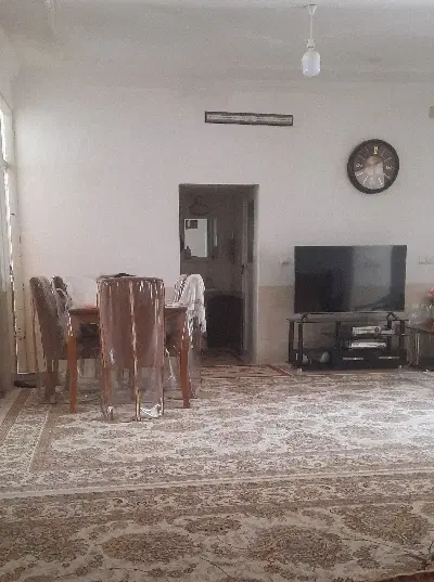 فروش منزل قدیمی بازسازی شده
