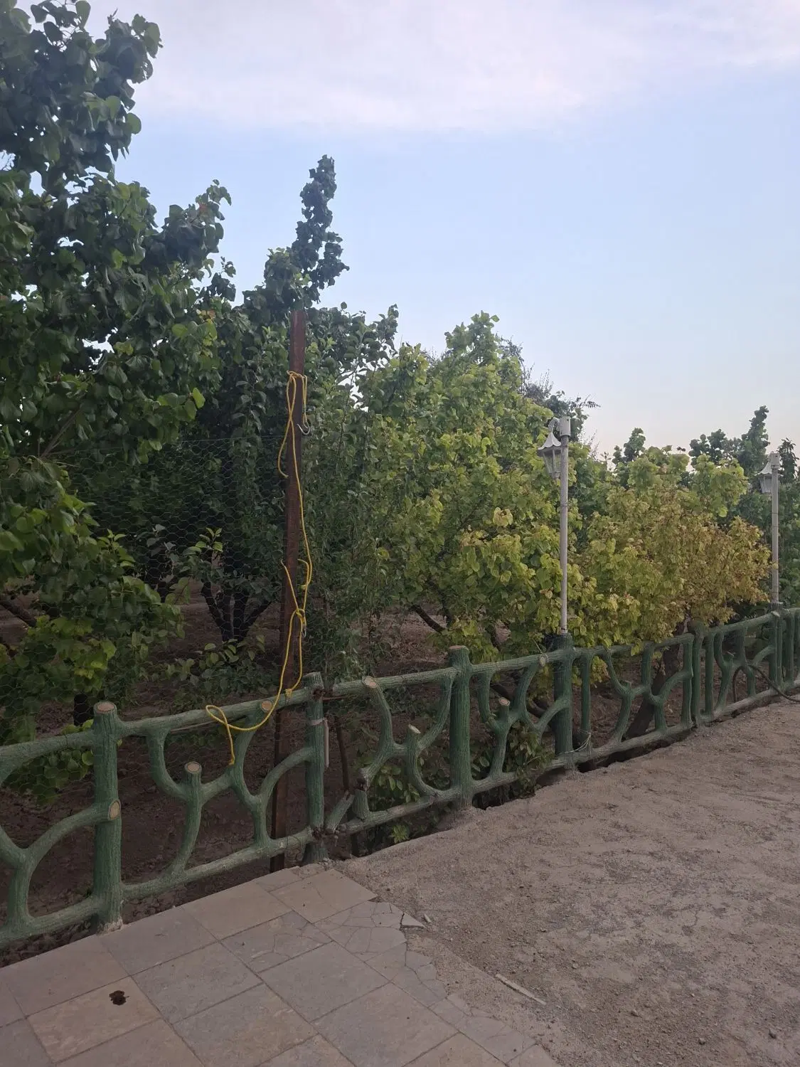 باغ ویلا قدیمی۱۳۲۰متر حدودا مربع