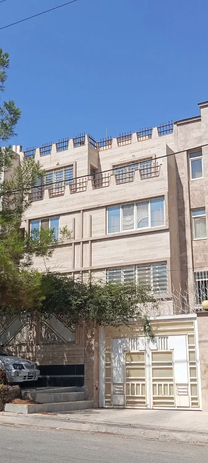 فروش فوری آپارتمان تک واحدی شهرک ارین تراسی۱۵متری