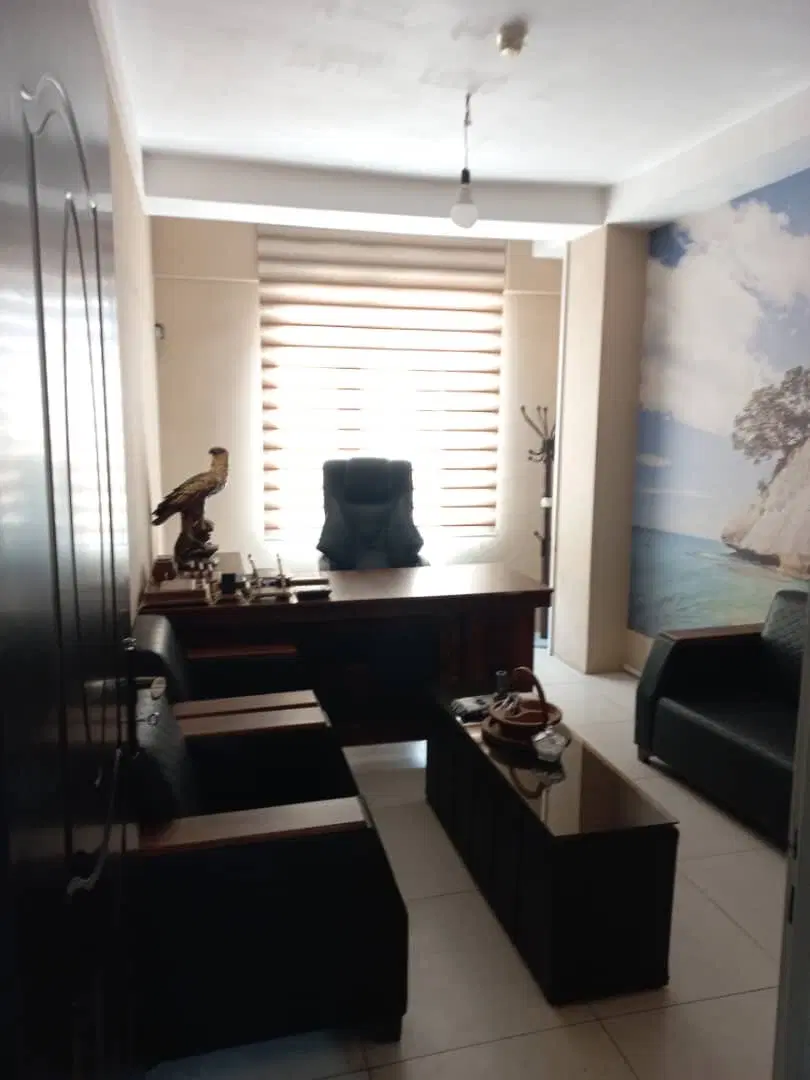 اجاره واحد تجاری
