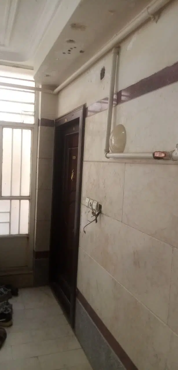 رهن کامل آپارتمان ۷۵ متری با حیاط ۴۰متری