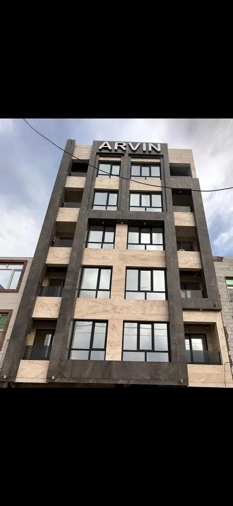 آپارتمان دو خوابه آسانسور گلد متریال روز لوکیشن