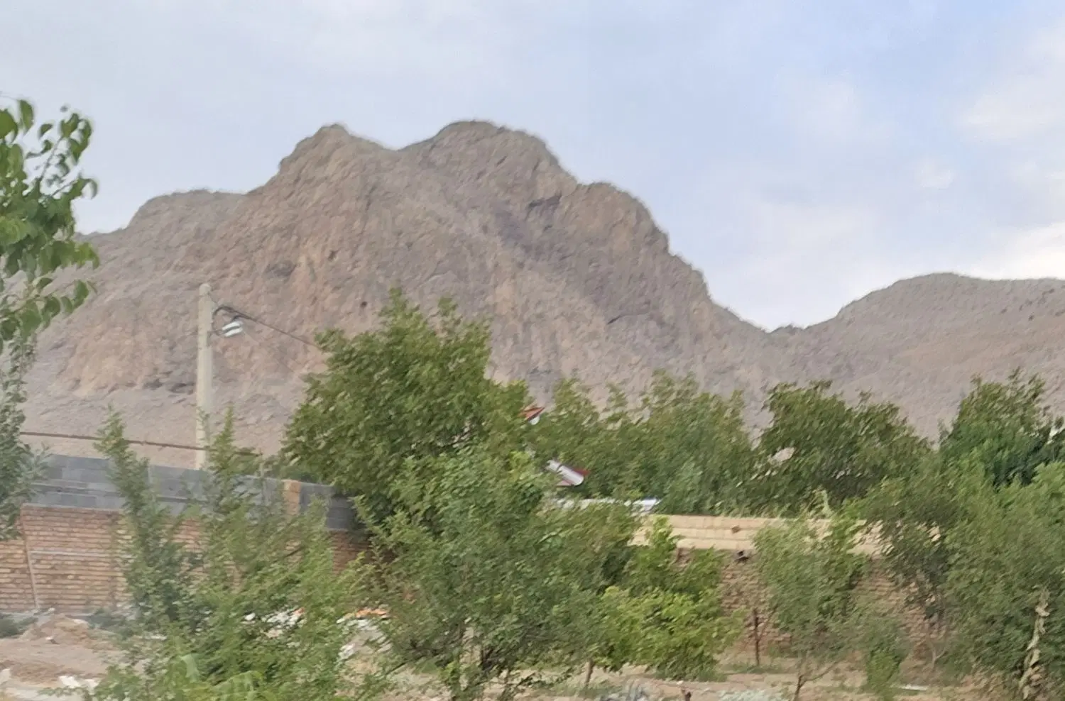 باغ هزار متری