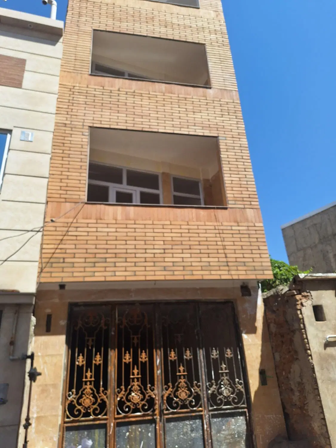 اپارتمان تک واحد