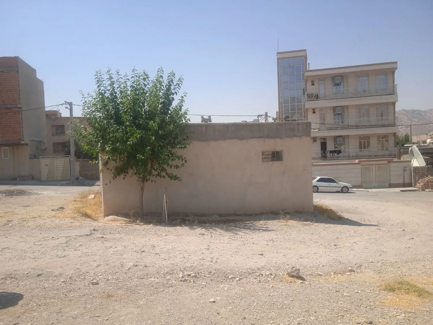 خانه فروشی ویلایی دوبر 134متر زیر بنای80یک خواب