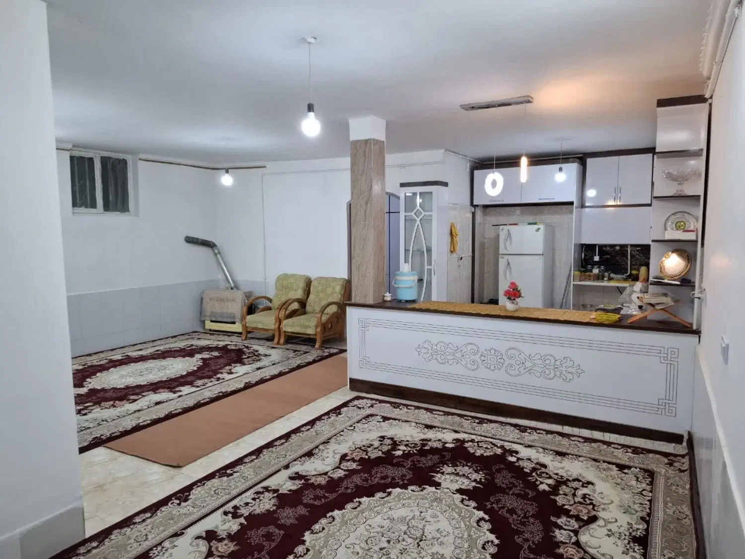 فروش واحد 75 متری تمیز طبقه همکف(۶۰+)