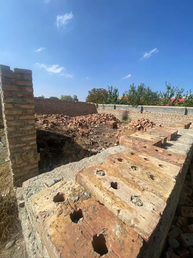 ملک چهاردیواری باامکانات کامل