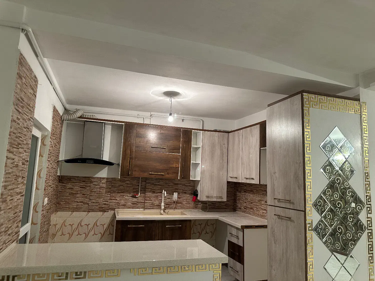 آپارتمان سند دار ۷۲ متری پاسارگاد
