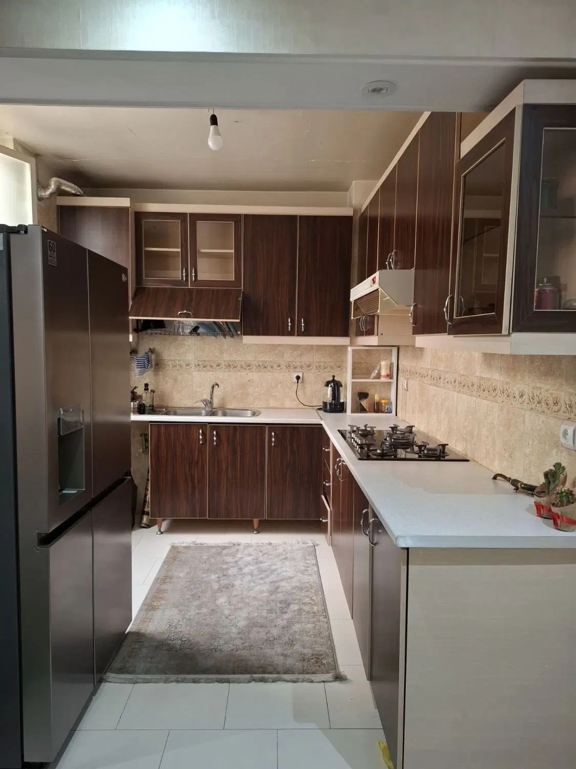 ۶۳ متری‌ رهن فاز یک با پارکینگ اختصاصی