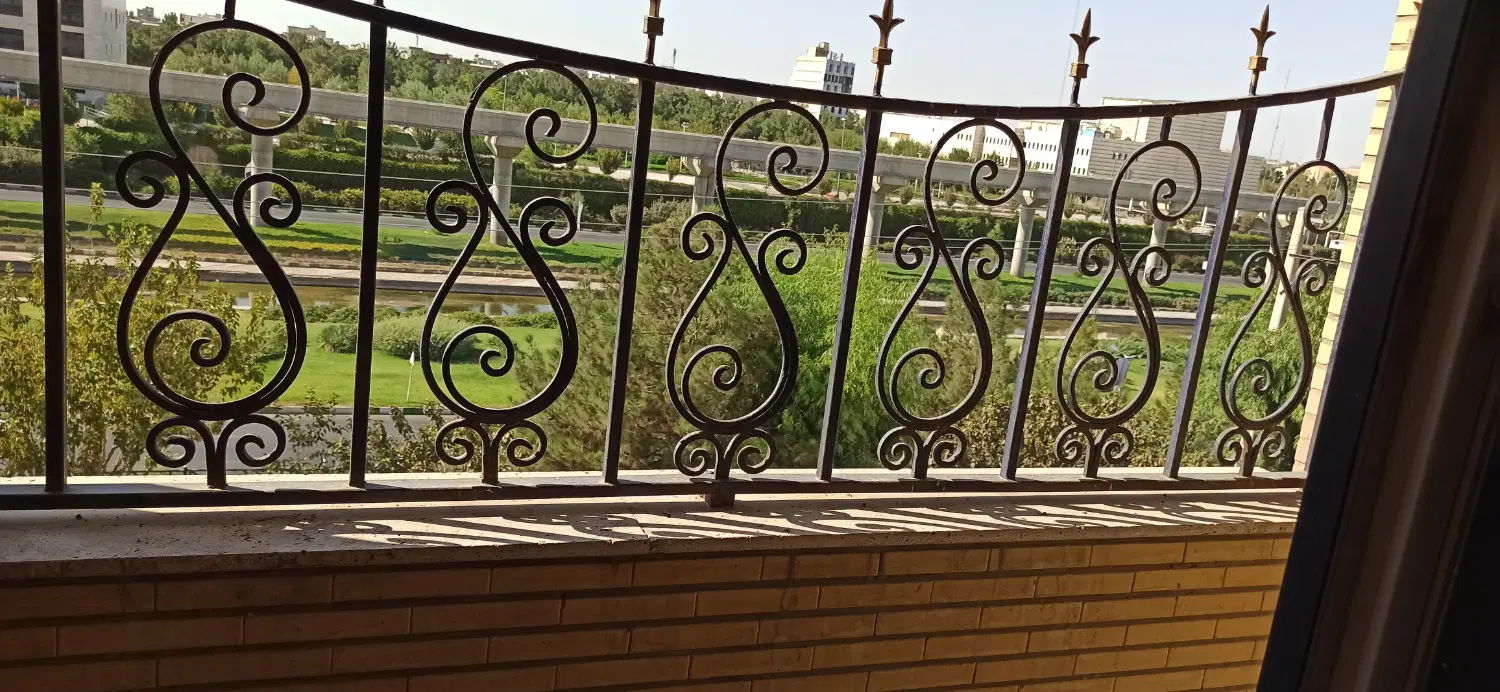 آپارتمان ۸۰ متری دو خواب باجک ۲