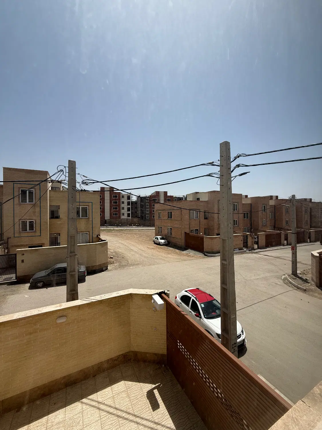 مهرگان دورمیدان دوطبقه بزرگ