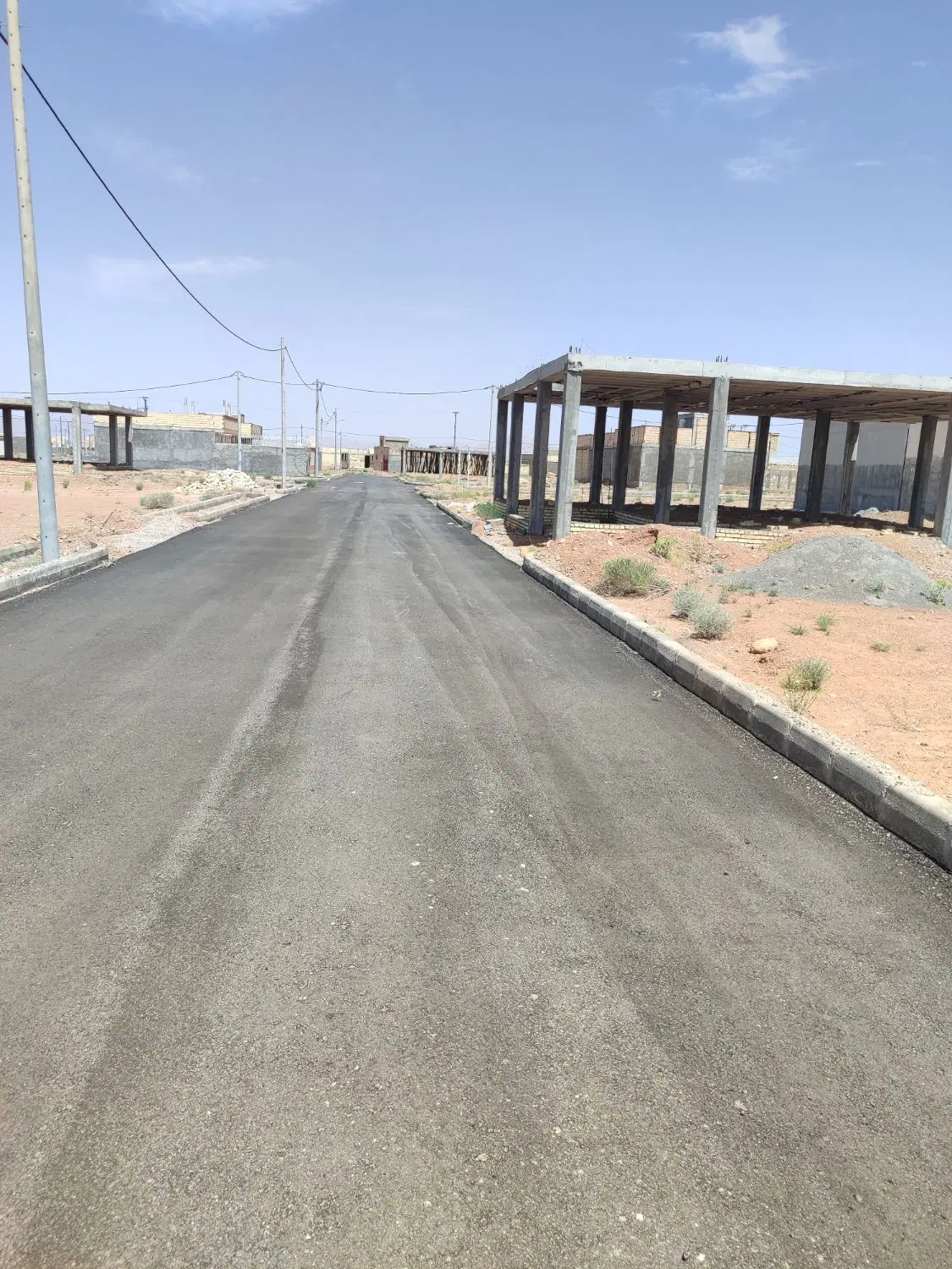 زمین فروشی مجلسی
