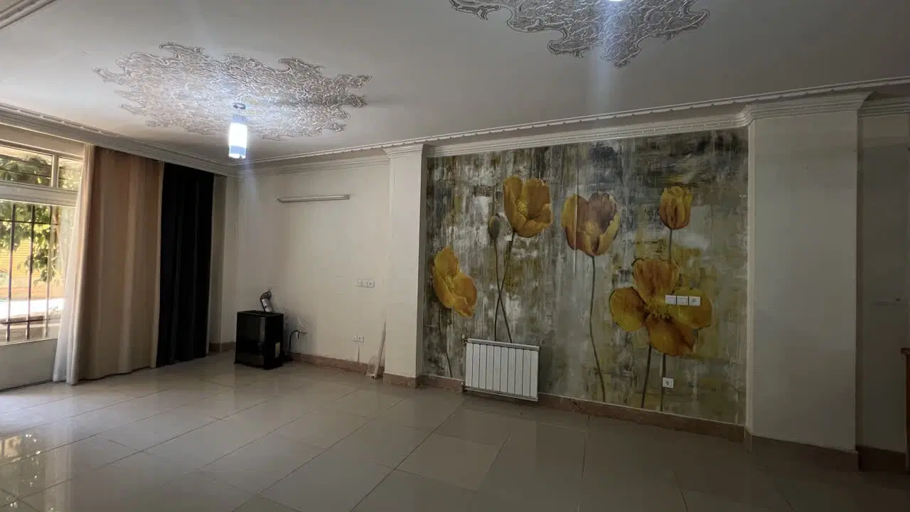 آپارتمان ۸۰ متری همکف ولی عصر