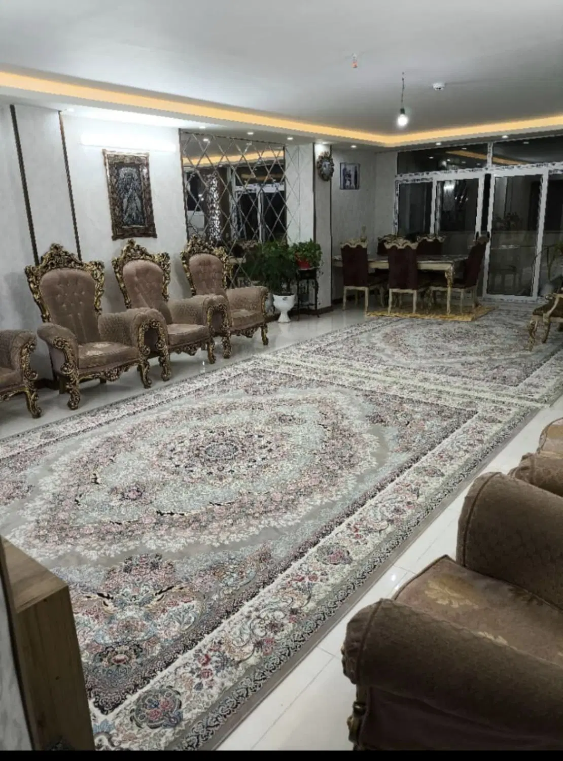آپارتمان 122متری خیابان پنج آذر