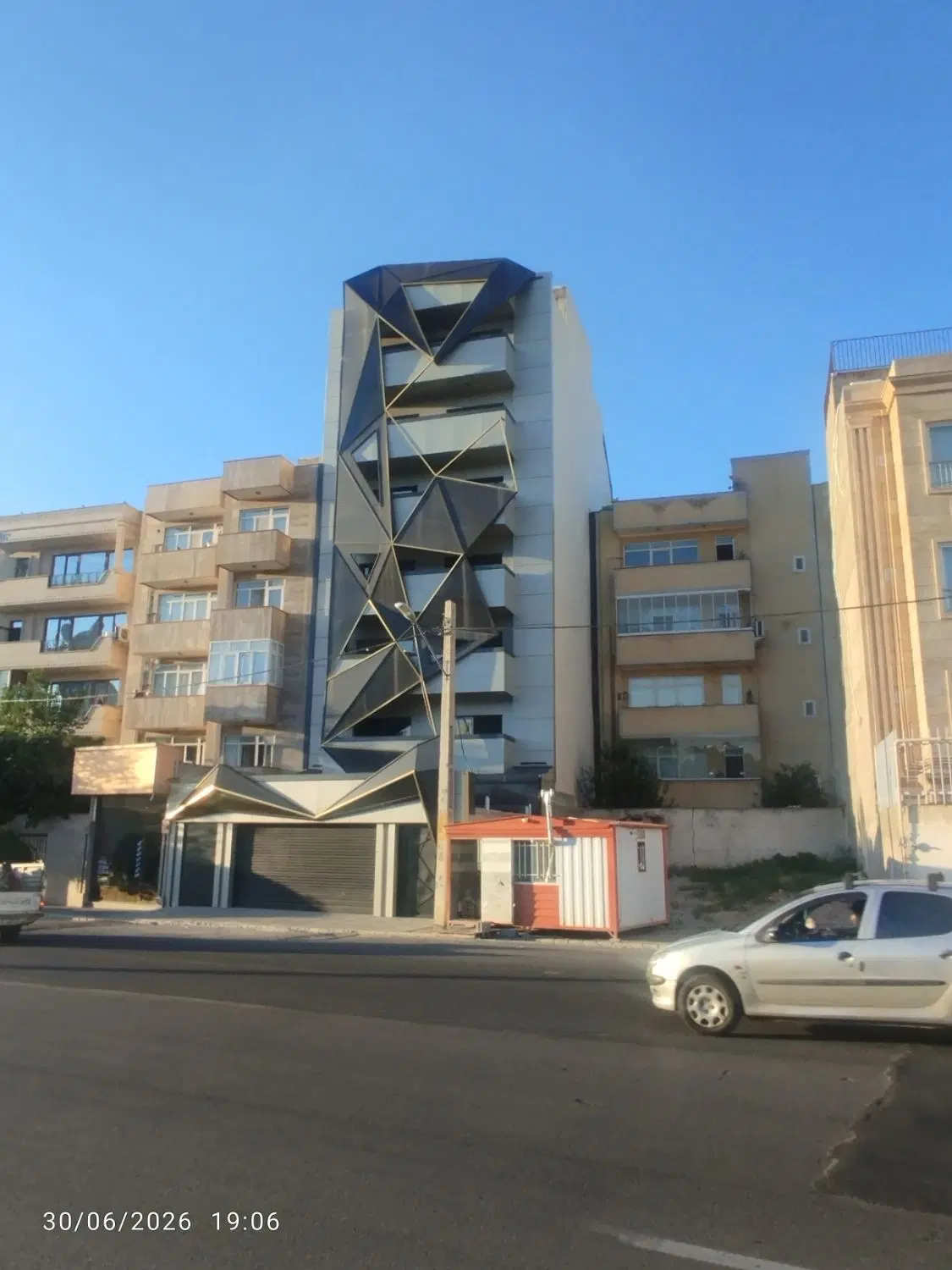 آپارتمان 95متر فرشته جنوبی فرشته شمالی  نصر 3