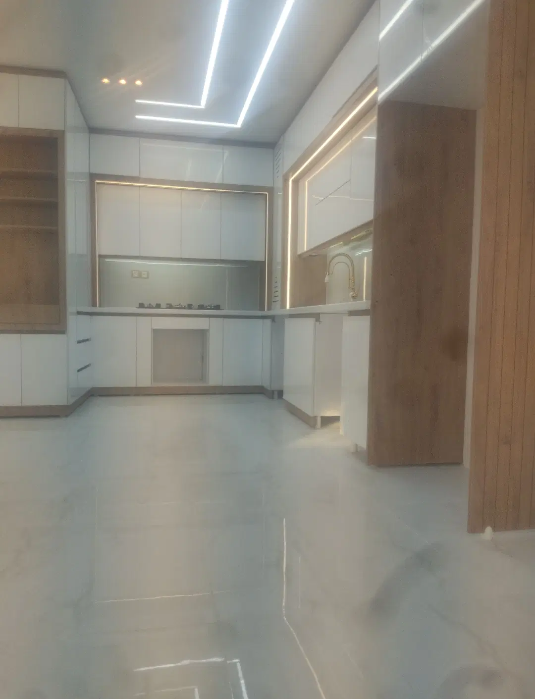 آپارتمان دو خوابه فوق لاکچری