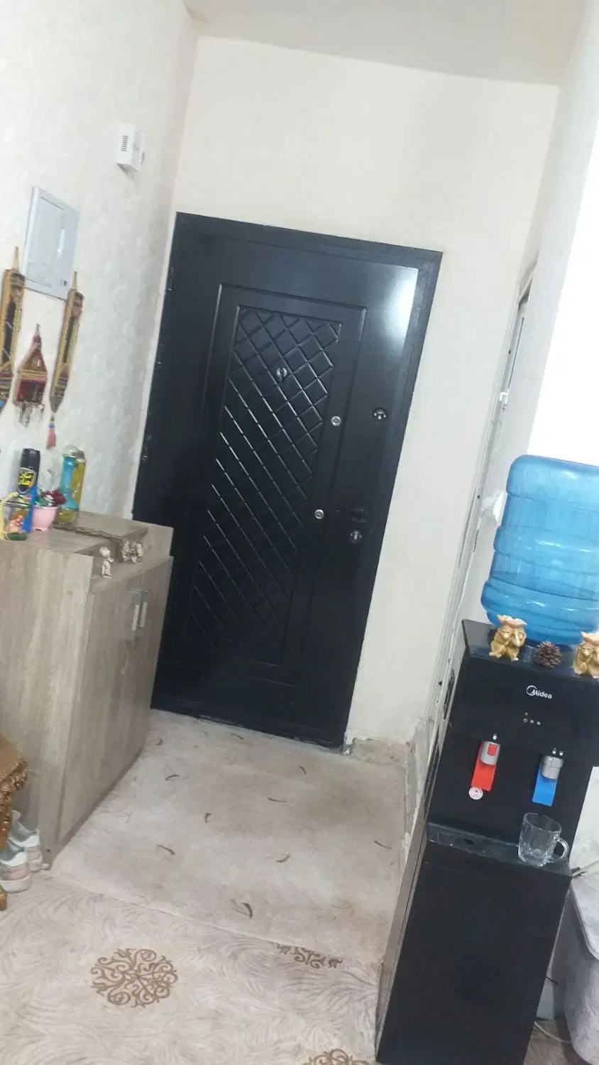 ملک فروشی