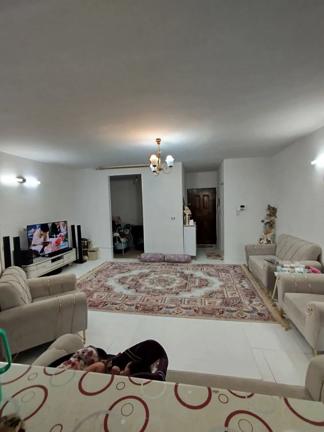 اجاره واحد 65متری