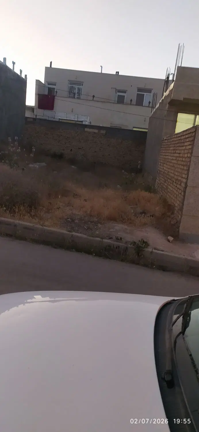 زمین مسکونی