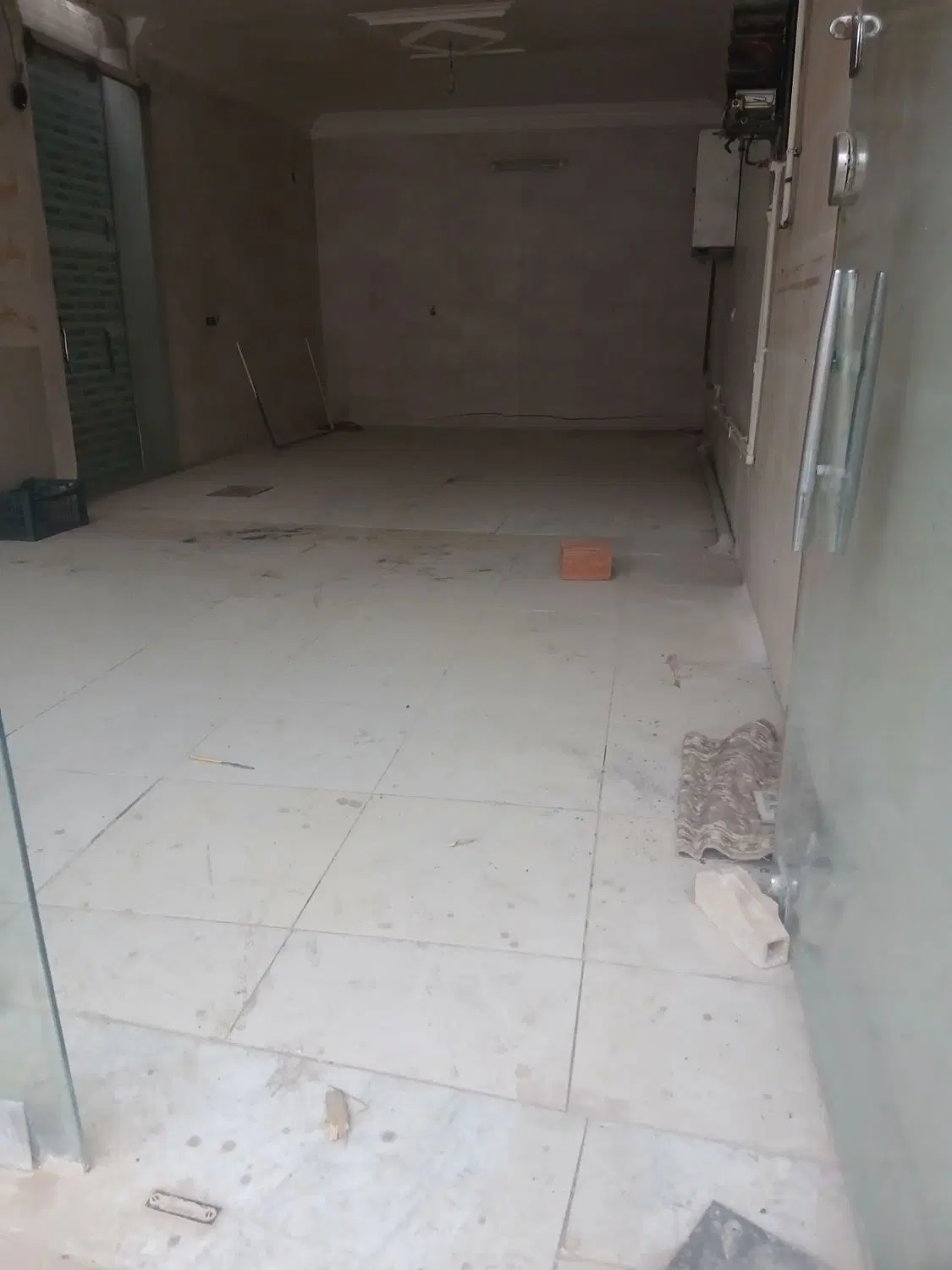 ورودی حاجی بیگلر مغازه دونبش